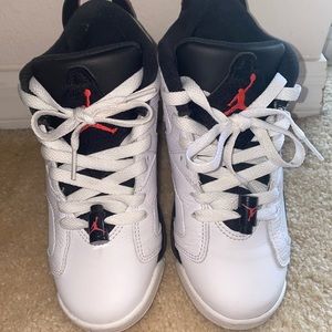 Jordan 6 lows GS size 5, Black, Infra red